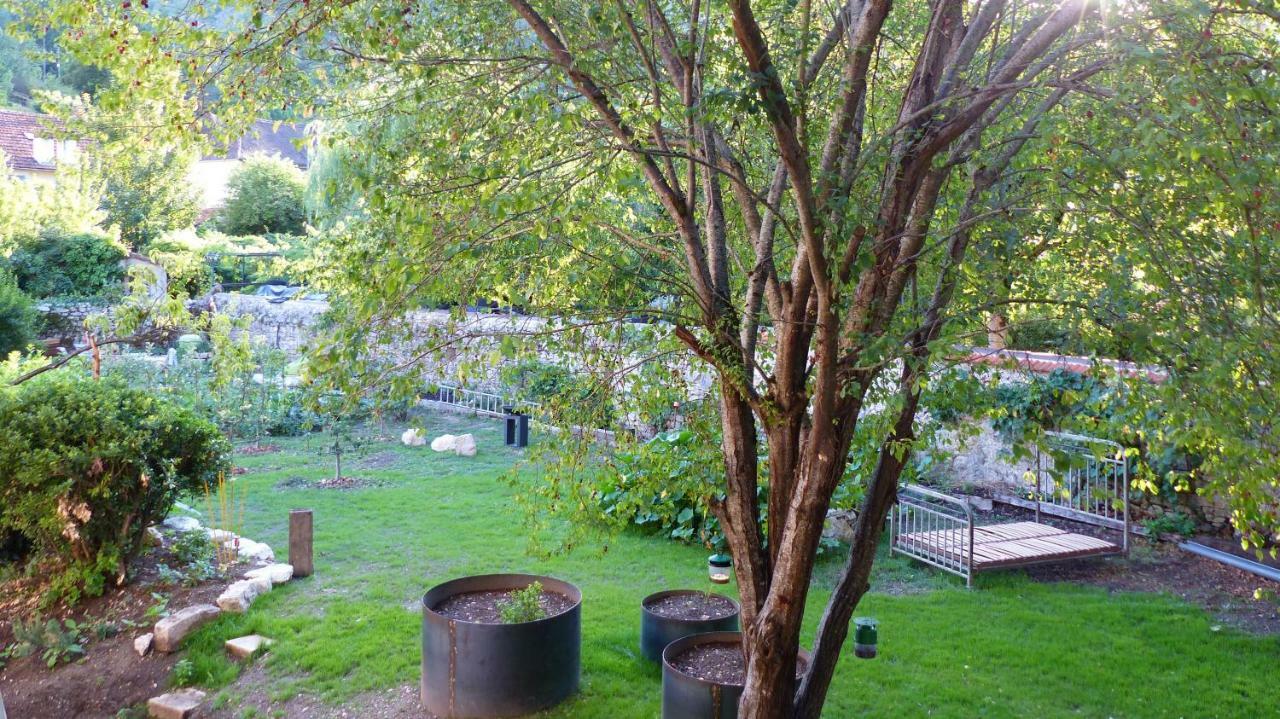 Les Jardins Sauvages Hotel Cabrerets Екстериор снимка